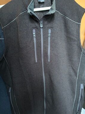 Kuhl Men's Black Softshell Zip Vest - XXL - black - EUC